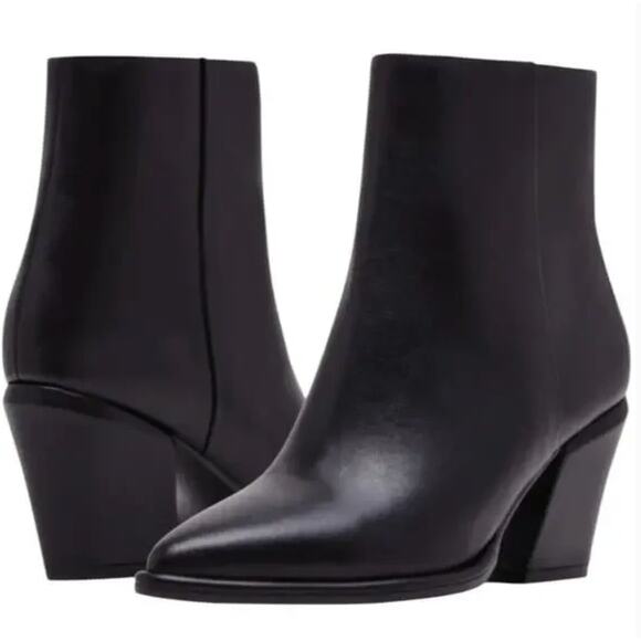 Blondo Emmalyn Leather Boots 12 NWOT Black Ankle Booties Waterproof Western Heel - Picture 1 of 9